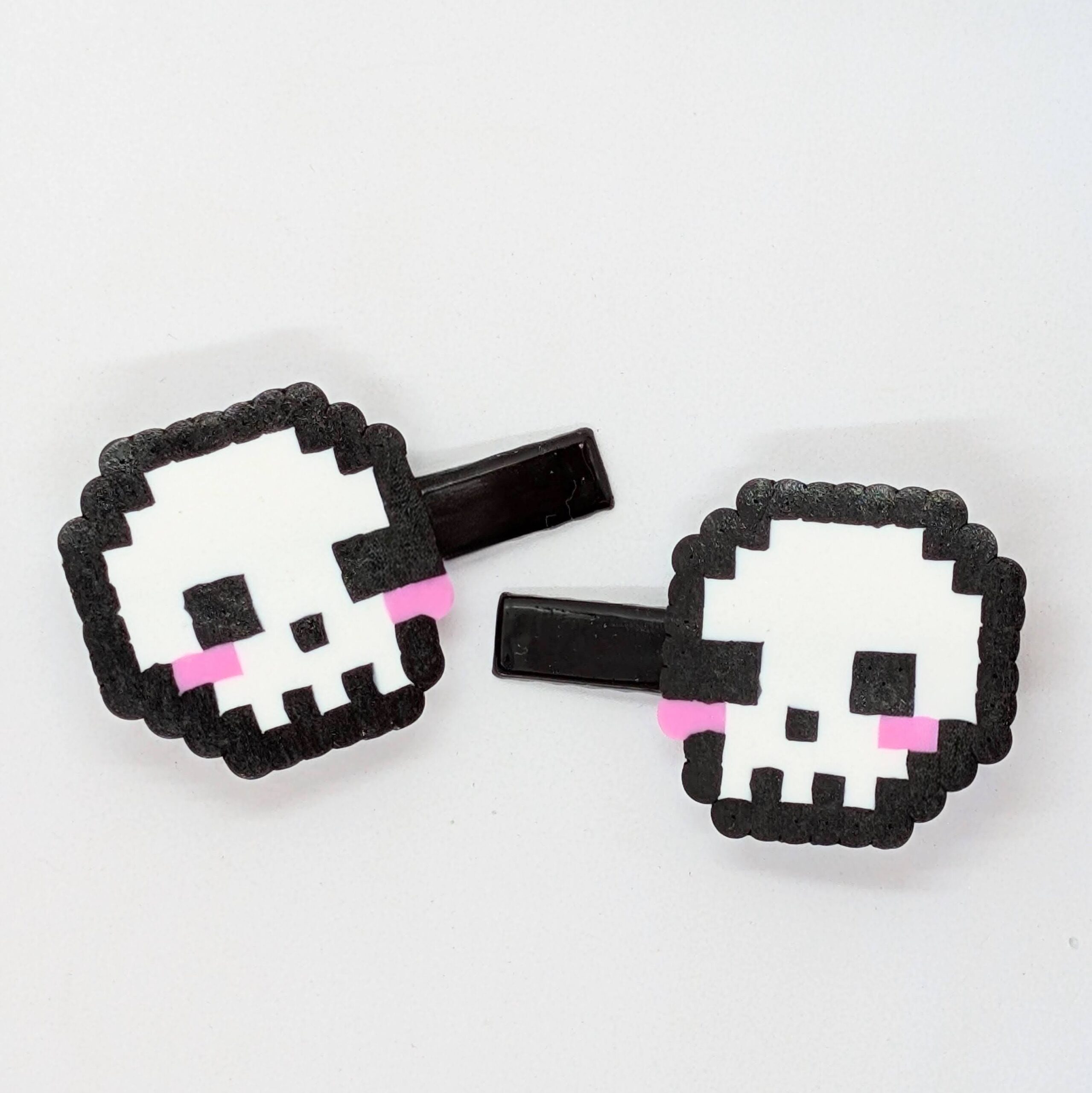 סט סיכות גולגלות